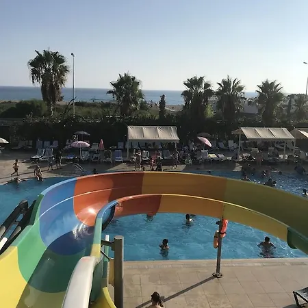 Otel Throne & Manavgat