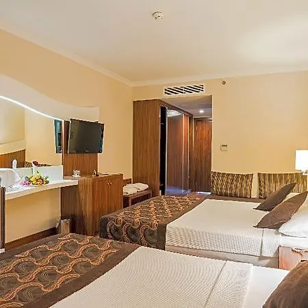 Throne & Hotel