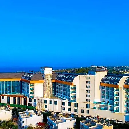 Throne & Hotel Manavgat