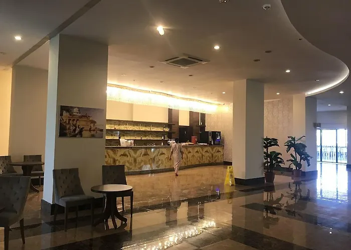 Hotel Throne & Manavgat